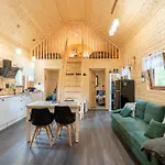 Pan Modrzew - Slow - Hamaki - Chill - Ogrodzony Teren Pet Friendly Zachelmie (Jelenia Gora)