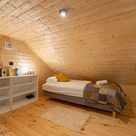 Domek alpejski Pan Modrzew - Slow - Hamaki - Chill - Ogrodzony Teren Pet Friendly *