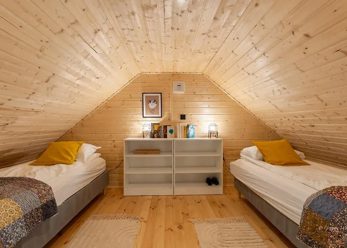 Chalet Pan Modrzew - Ogrodzony Teren Pet Friendly Zachelmie (Jelenia Gora)